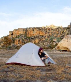 Cloud Up 3 Upgraded - Naturehike® - Tent 3 Persoons - Lichtgewicht Tent - Incl. Grondzeil - 20D 4000MM - Outdoor Kampeertent - Waterdicht - Hiking & Wandelen 18 Cloud Up 3 Upgraded - Naturehike® - Tent 3 Persoons - Lichtgewicht Tent - Incl. Grondzeil - 20D 4000MM - Outdoor Kampeertent - Waterdicht - Hiking & Wandelen -Outdoor Kampeerwinkel 1040x1200