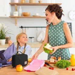 Brisby 4 Laags Geïsoleerde Koeltas - Lunchtas 1.5 Liter - Zwart 12 Brisby 4 Laags Geïsoleerde Koeltas - Lunchtas 1.5 Liter - Zwart -Outdoor Kampeerwinkel 1200x1200 287