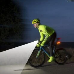 PRO LED 2022 Fietsverlichting Set - Racefiets Verlichting - Voorlicht En Achterlicht - Fietsaccessoires - USB Oplaadbaar - IP65 Waterdicht 19 PRO LED 2022 Fietsverlichting Set - Racefiets Verlichting - Voorlicht En Achterlicht - Fietsaccessoires - USB Oplaadbaar - IP65 Waterdicht -Outdoor Kampeerwinkel 1200x1200 489