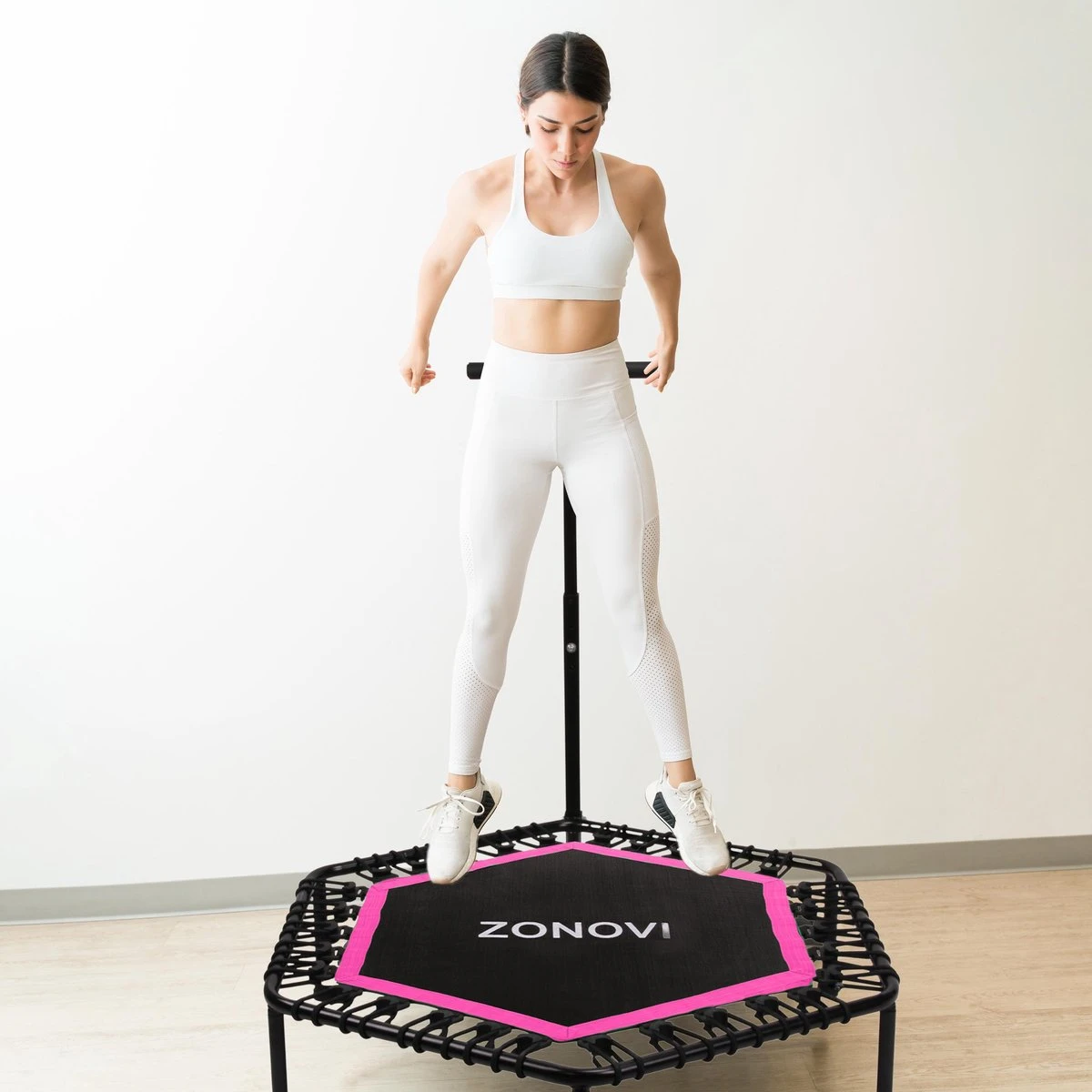 Zonovi Fitness Trampoline 250 Kilo – Mini Trampoline – Kleine Trampoline – Sport Trampoline – Met Elastieken – Zwart – Roze – 106 Cm – 42 Inch. 6 Zonovi Fitness Trampoline 250 Kilo – Mini Trampoline – Kleine Trampoline – Sport Trampoline – Met Elastieken – Zwart – Roze – 106 Cm – 42 Inch. - Afbeelding 4
