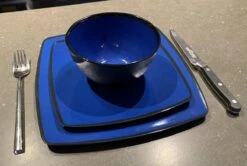 Camping Servies - 12 Delig – 100% Melamine Servies Set – Campingservies – Melamine Servies - Blue Ocean -Outdoor Kampeerwinkel 1200x806