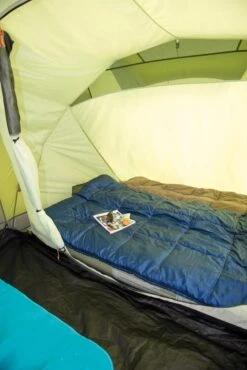 Coleman Bering 4 Vis-a-Vis Tent - Familietent - 4-Persoons - Groen 14 Coleman Bering 4 Vis-a-Vis Tent - Familietent - 4-Persoons - Groen -Outdoor Kampeerwinkel 801x1200 1
