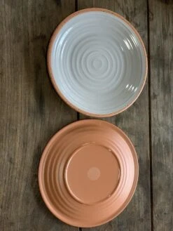 Camping Servies - 12 Delig – 100% Melamine Servies Set – Campingservies – Melamine Servies - Terracotta Style 13 Camping Servies - 12 Delig – 100% Melamine Servies Set – Campingservies – Melamine Servies - Terracotta Style -Outdoor Kampeerwinkel 900x1200 1